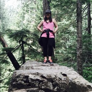 Meet your Posher, Maria